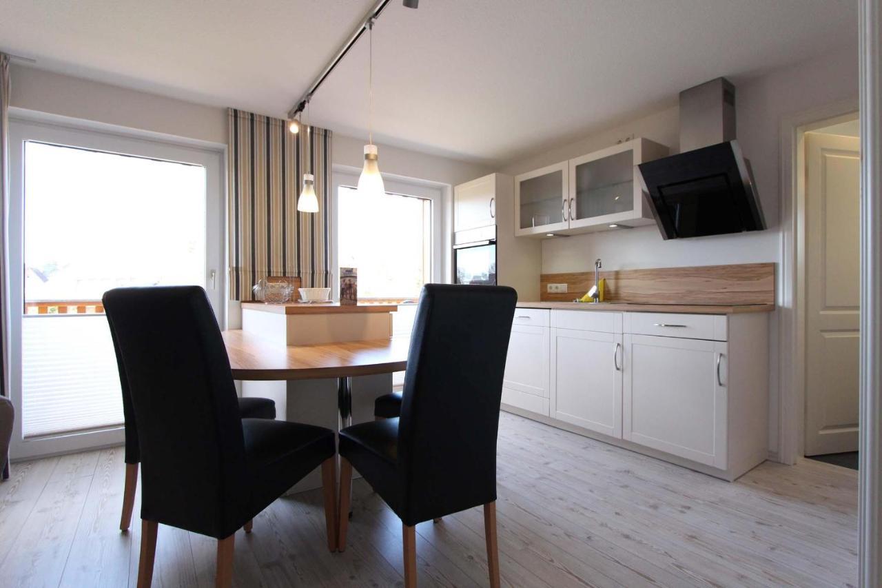 Haus Heckenrose Whg 2 Og Apartamento Kellenhusen Exterior foto